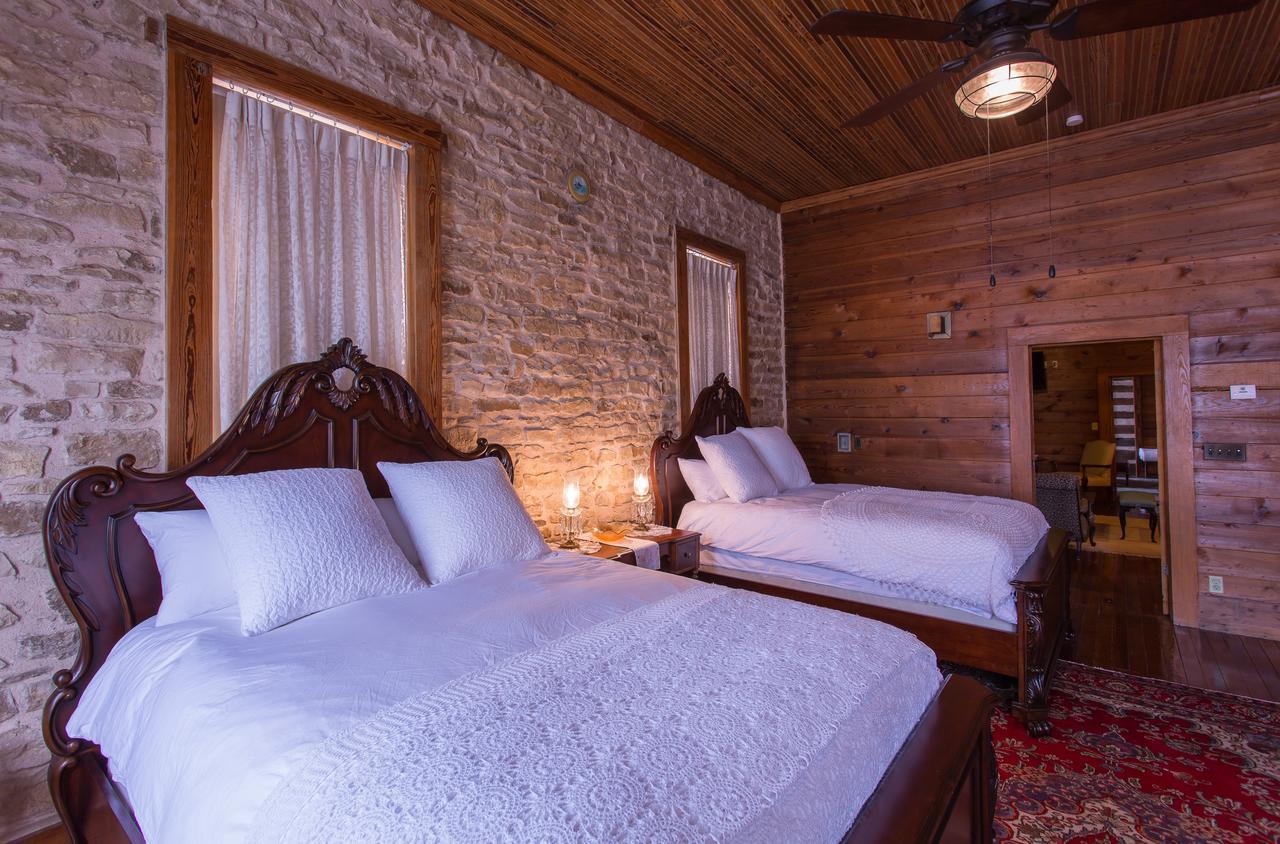 Upstairs Inn Hico Luaran gambar