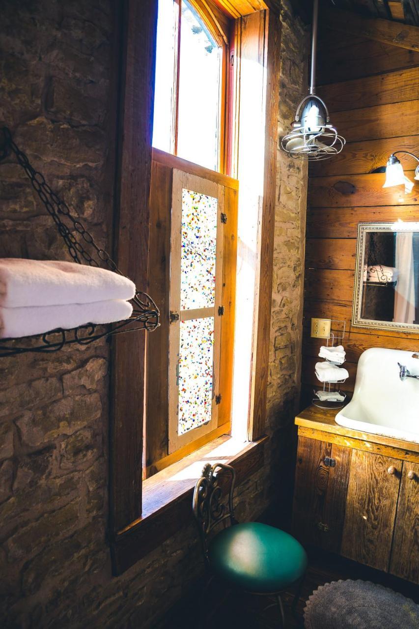 Upstairs Inn Hico Luaran gambar