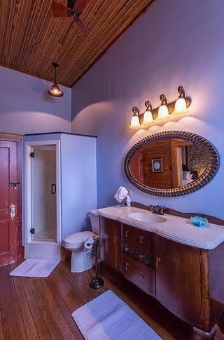 Upstairs Inn Hico Luaran gambar